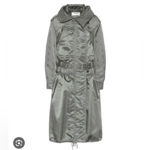 Chloe horse-monogram trench. Size FR42. US 10. Excellent condition.